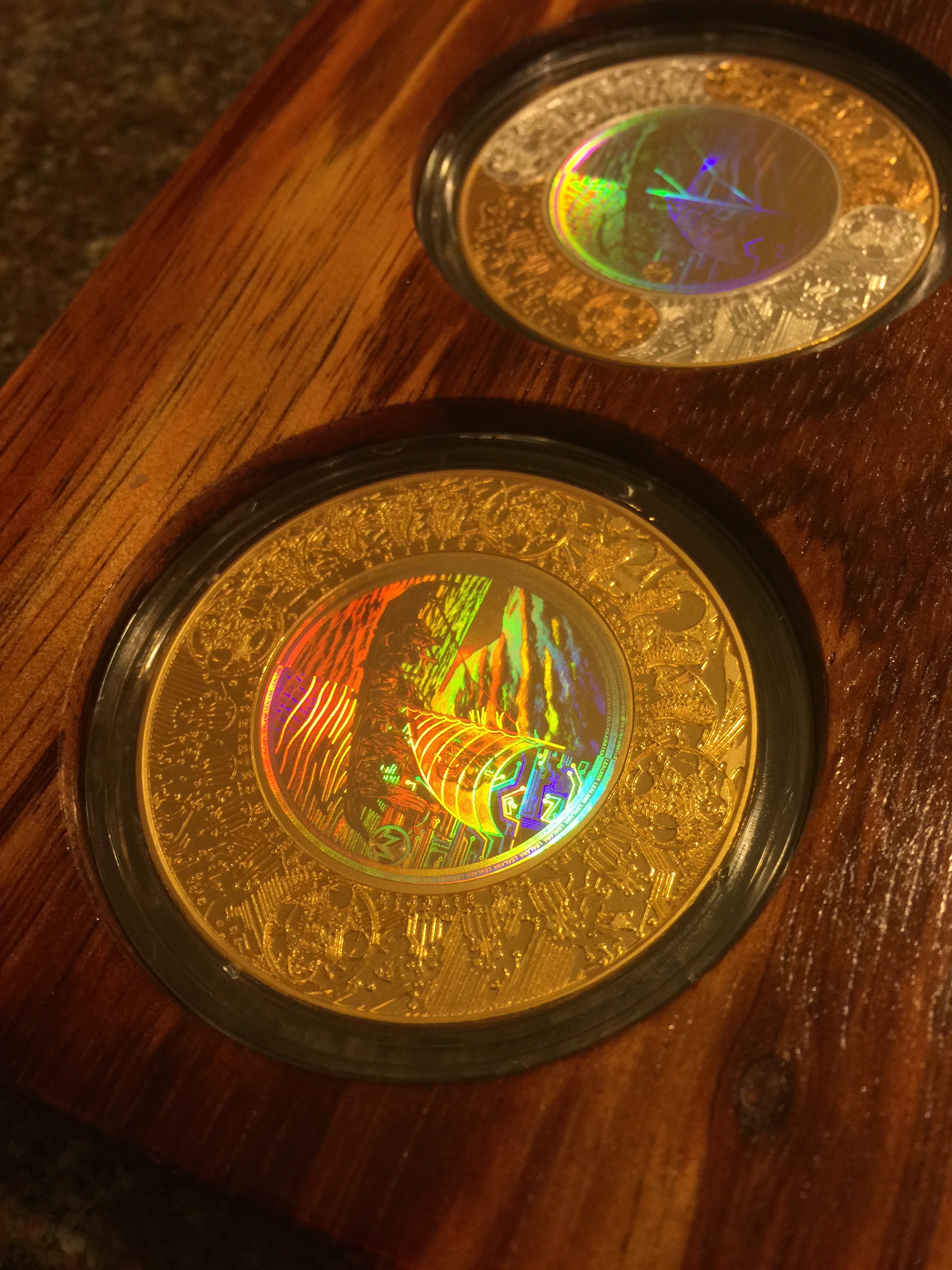 Kamehameha Eight-Coin Koa Set — recovered source image 5