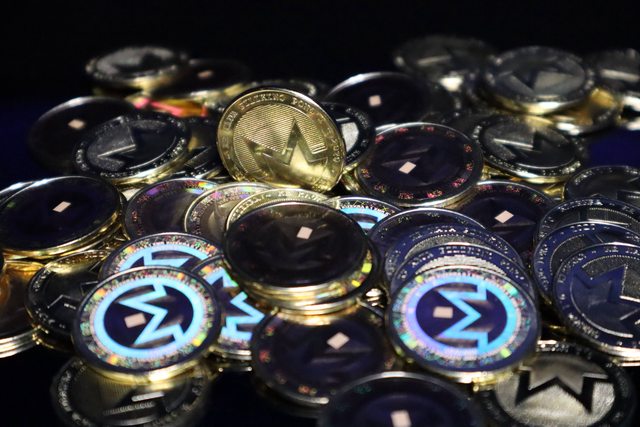 Monero Dimes and Quarters — recovered source image 4